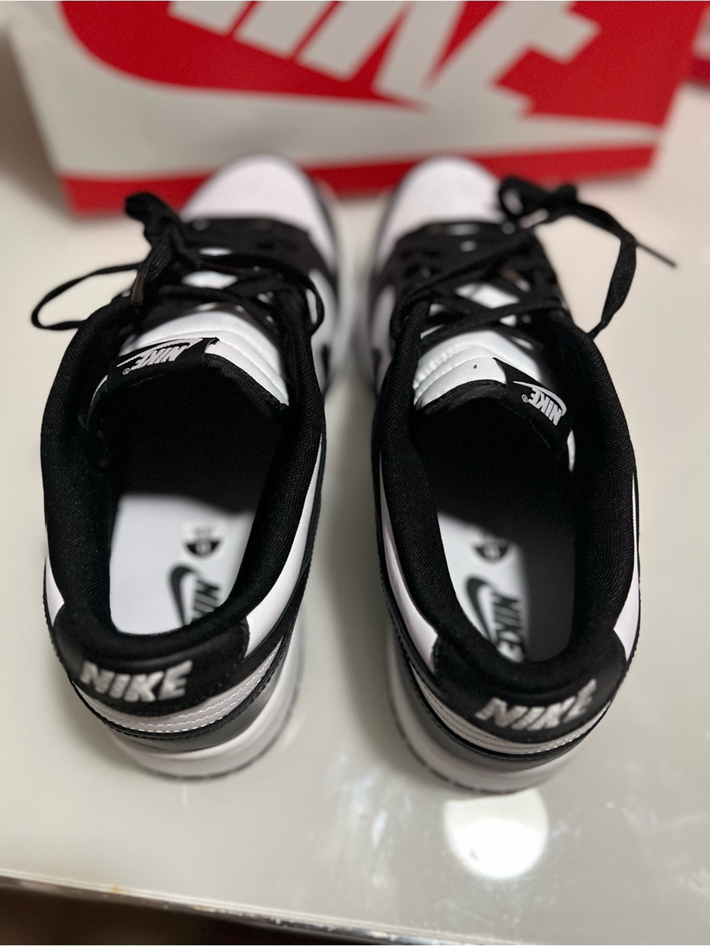 Nike Black and White Low-Top DUNK LOW RETRO SZ 13 Sneakers - Picture 6 of 8